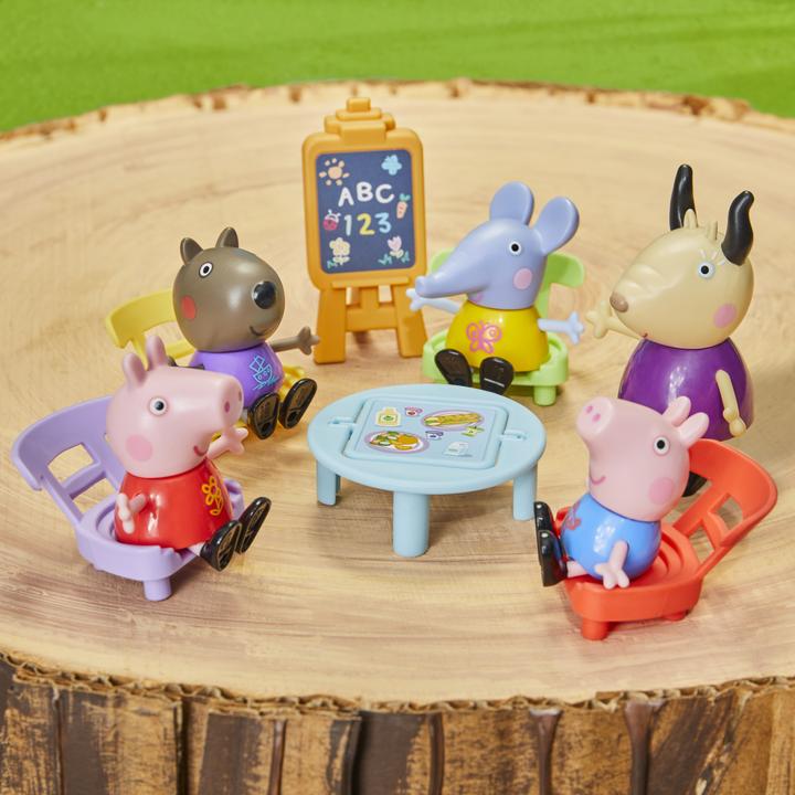 Actual product image Hasbro Peppas Playgroup playgroup