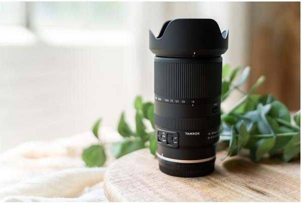 Actual product image Tamron 18-300mm F/3.5-6.3 Di III-A VC VXD Canon RF (Canon RF, APS-C / DX)