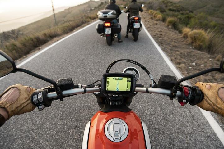 Produktbild TomTom Rider 500 EU (4.30")