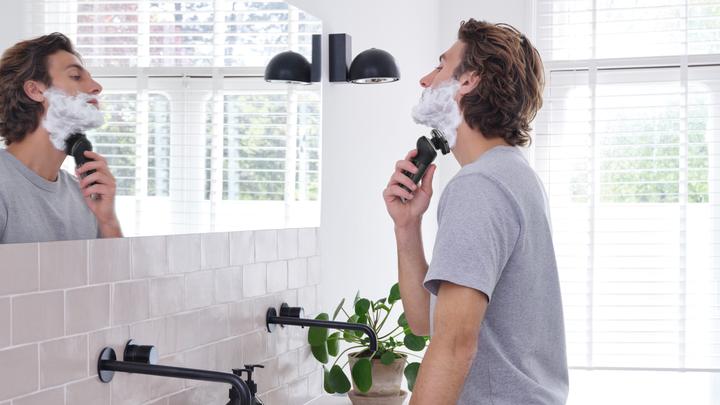 Actual product image Philips Shaver Series 9000 Prestige (SP9840/32)