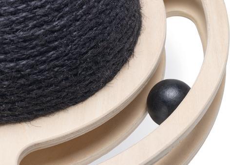 Produktbild Designed by Lotte Holz Spielball (Kratzspielzeug Katze)