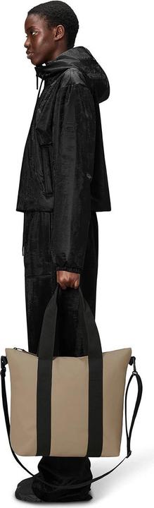 Produktbild Rains Tote Bag Mini W3 (16 l)