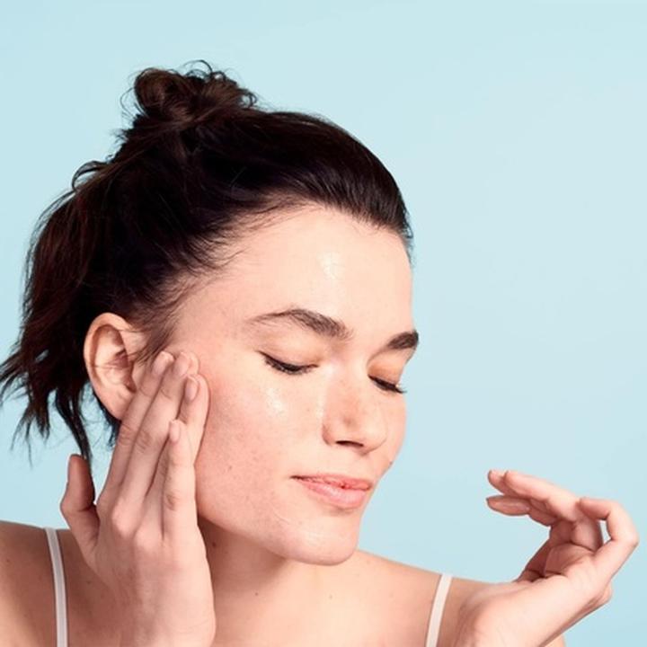 Actual product image Erno Laszlo Mattifying Gel Moisturizer Mattifying & Moisturizing Gel Cream Reduce Look of Pores Quen (50 ml, Day cream)