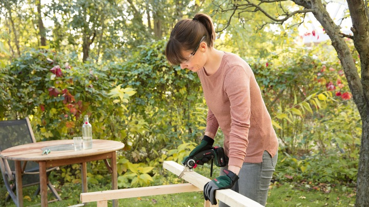 Image du produit Bosch Home & Garden AdvancedCut 18 (avec batterie) (Tronçonneuse à batterie)