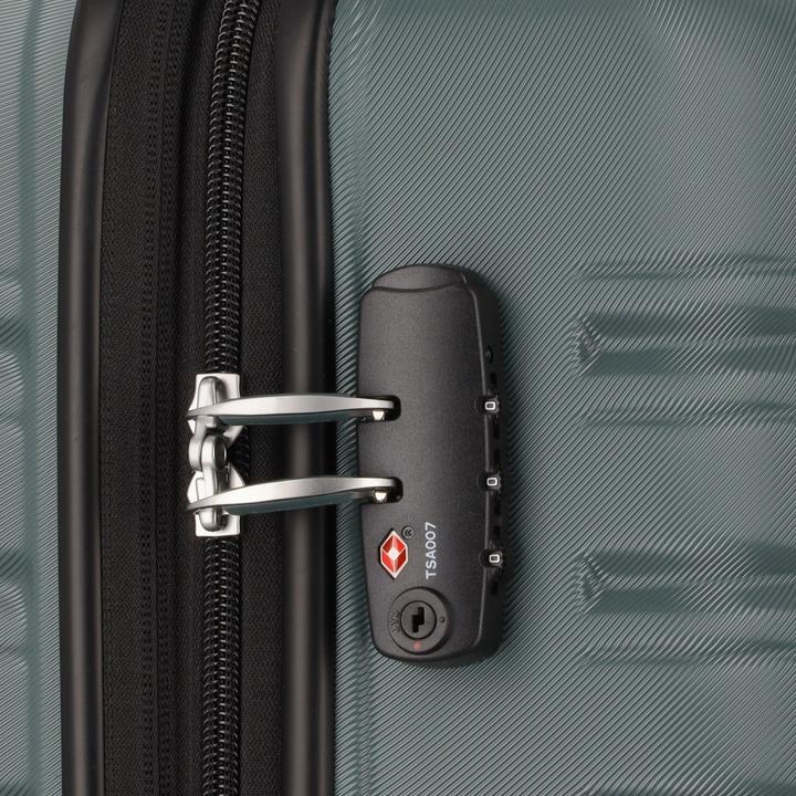 Actual product image American Tourister Flashline 4 wheel trolley 67 cm (69 l)