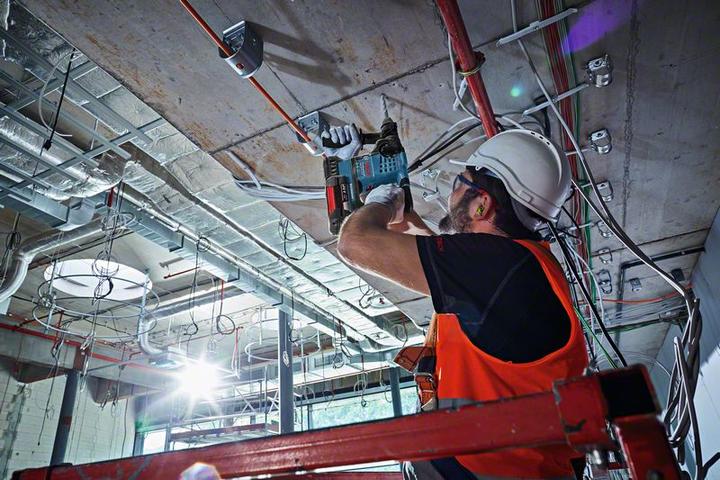 Produktbild Bosch Professional GBH 36 V-LI Plus, 2 x 4.0Ah Akkus