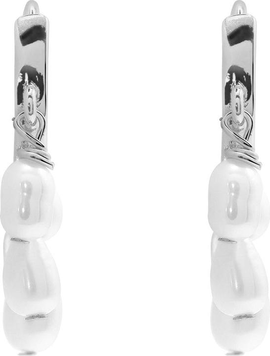 Silberfarben poliert