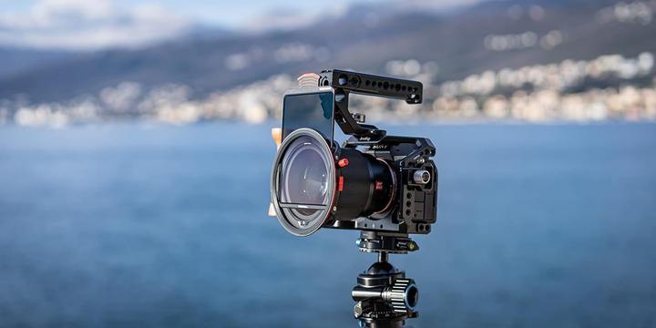 Actual product image Freewell K2 Blue Cinemorphic Streak Filter