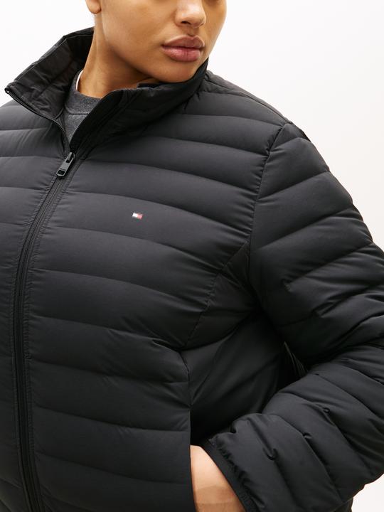 Actual product image Tommy Hilfiger CRV Stretch Nylon Down Jacket (46)