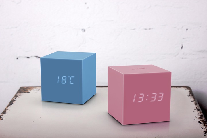 Actual product image Gingko Gravity Cube Click Clock