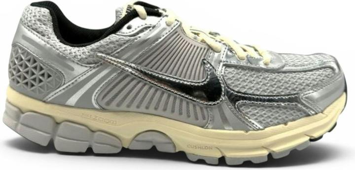 Actual product image Nike Zoom Vomero 5 (45)