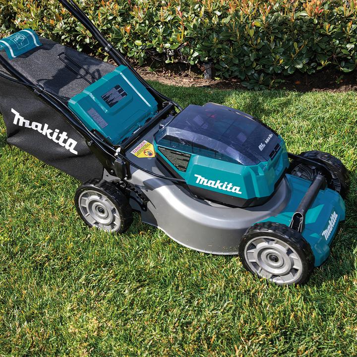 Actual product image Makita DLM462Z Self-propelled battery lawnmower 4X18V, BL motor, 46cm, 3 (Rechargeable battery operated)
