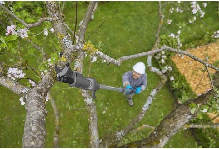 Actual product image Gardena Battery Telescopic Pruning Shears HighCut 360/18V P4A Ready-To-Use