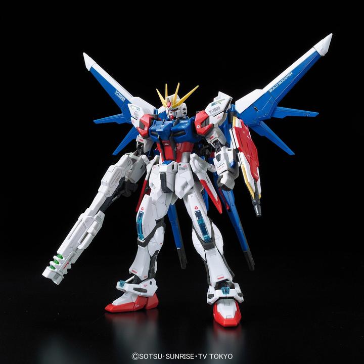 Actual product image Bandai Gundam: Real Grade - Build Strike Gundam Full Package 1:144 Model Kit