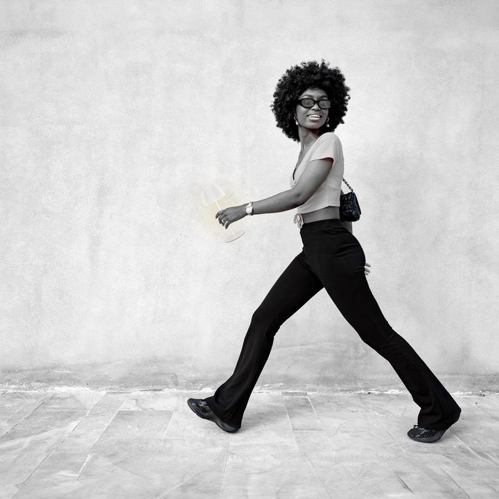 Produktbild Briloner Brilo unplugged RIFFLE Akku Mini Tischleuchte mit Lichtkante - Weiss (150 lm)