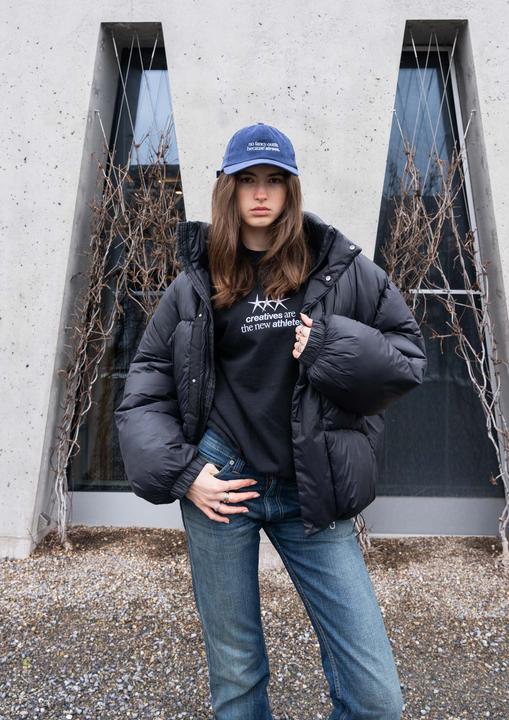 Produktbild Plakativ «No Fancy Outfit» Courdroy Cap Navy