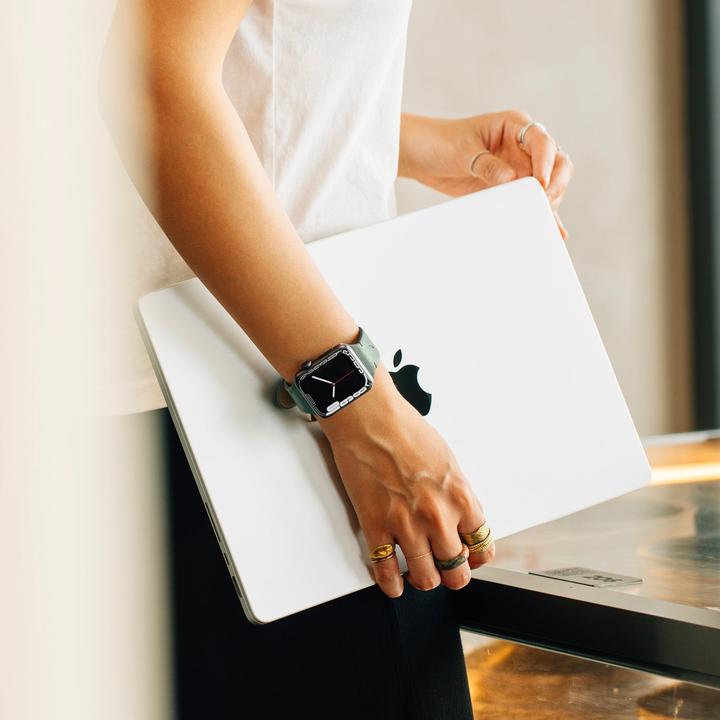 Produktbild Native Union ReClassic Strap (42 mm, 44 mm, 45 mm, Edelstahl, Leder, Recycelte Polyester, Recyceltes Kunststoff)