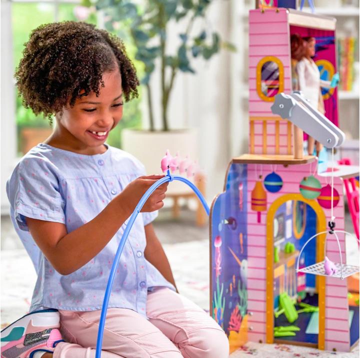 Actual product image KidKraft Doll's house 2-in-1 beach and rescue centre