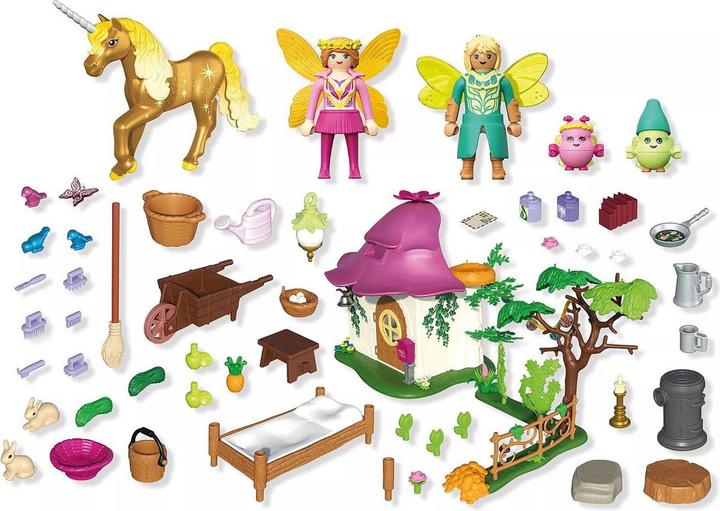 Actual product image Playmobil 71838 Gemütliches Feenzuhause mit Goldeinhorn und Stall (71838, Playmobil Princess Magic)