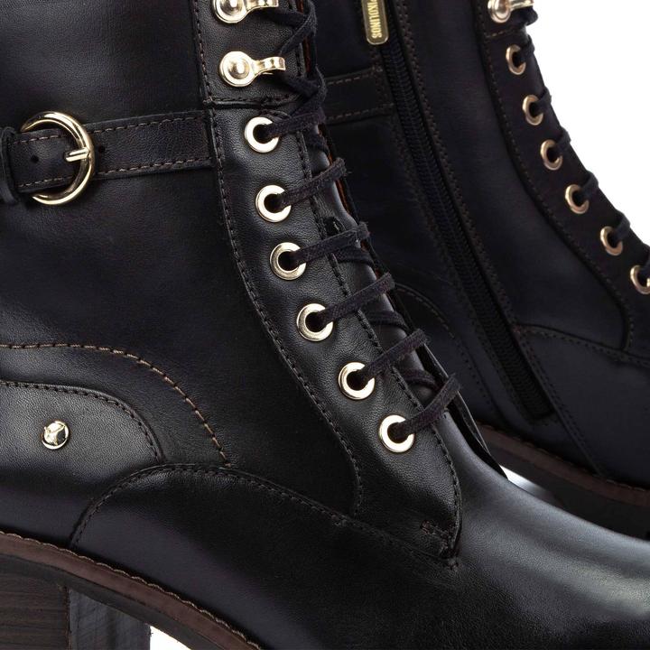 Actual product image Pikolinos Llanes (42)