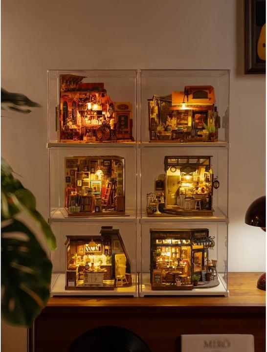 Actual product image Robotime 3D Puzzle Cheers Bar und Dining, Motiv: Landschaft