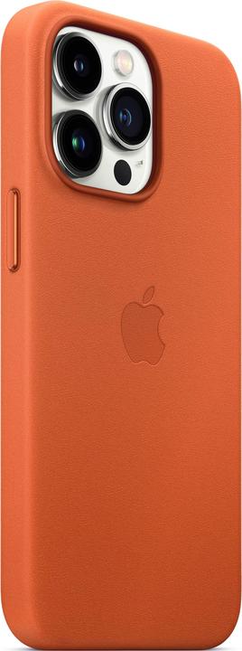 Actual product image Apple Leather Case with MagSafe (Apple iPhone 13 Pro)