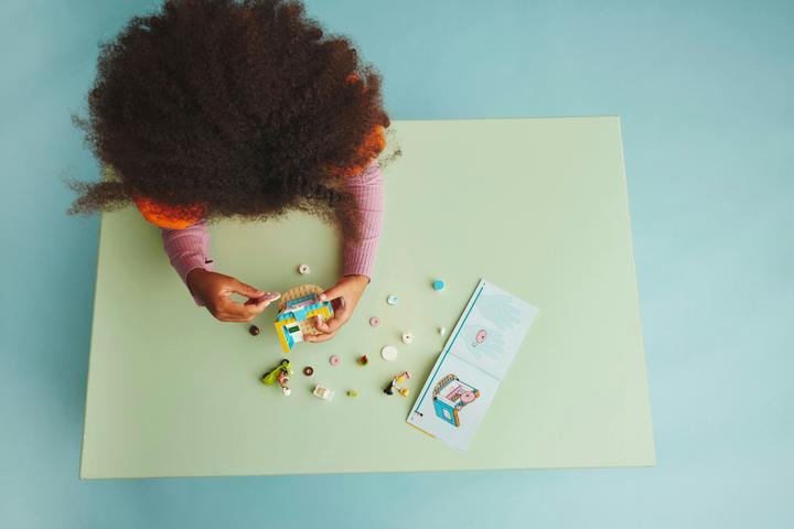 Actual product image LEGO 41723 Donut shop (LEGO Friends)