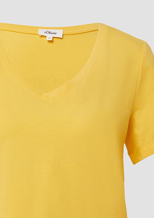 Produktbild S.Oliver T-Shirt T-Shirt mit V-Ausschnitt (46)