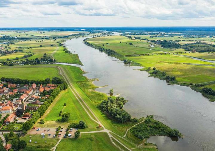 Actual product image Rad, Land, Fluss (German, Alexandra Schlüter, 2022)