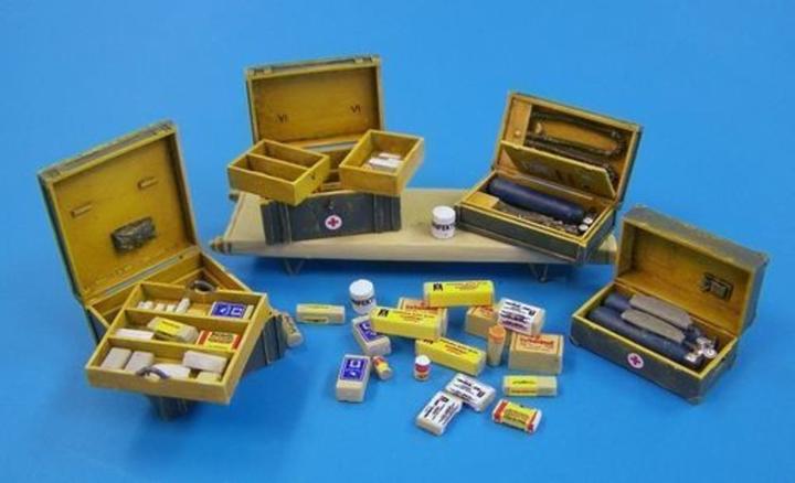 Actual product image Plus Model German medical set