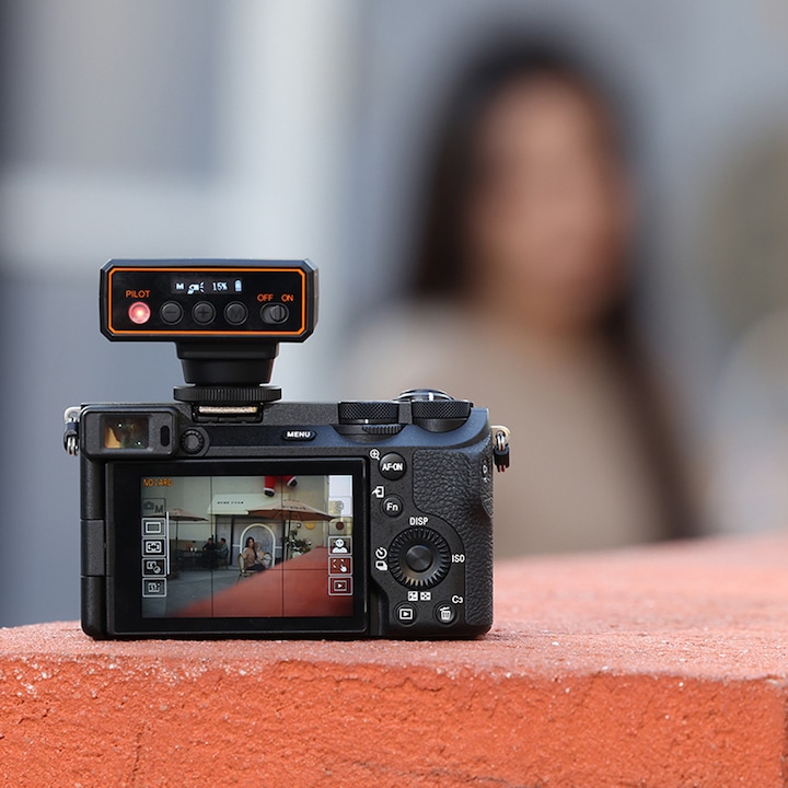 Actual product image Ulanzi F12 (Plug-on flash, Panasonic, Olympus, Sony, Nikon, Canon)