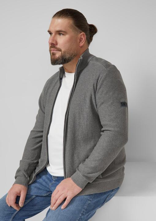 Produktbild s.Oliver Strickjacke Strickjacke aus Baumwolle mit Troyerkragen (4XL)