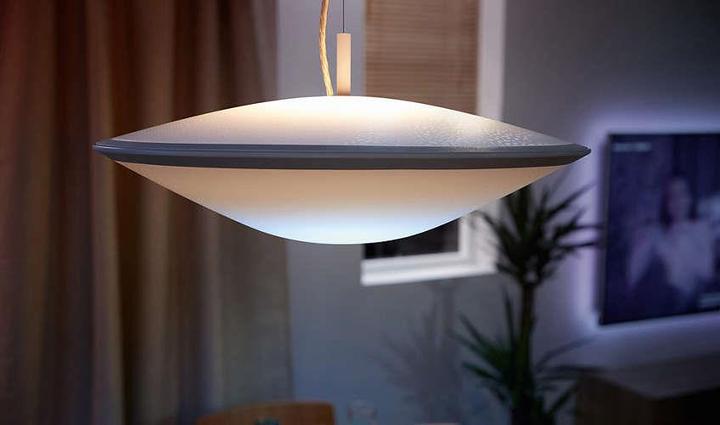 Produktbild Philips Hue Phoenix Basis (1260 lm)