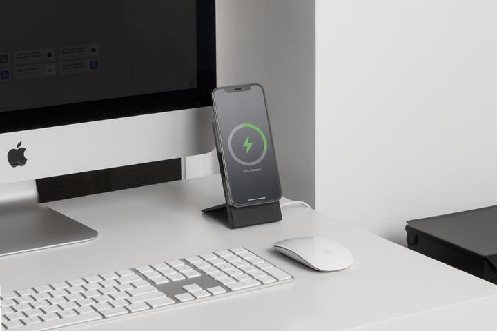 Actual product image Native Union Rise Dock