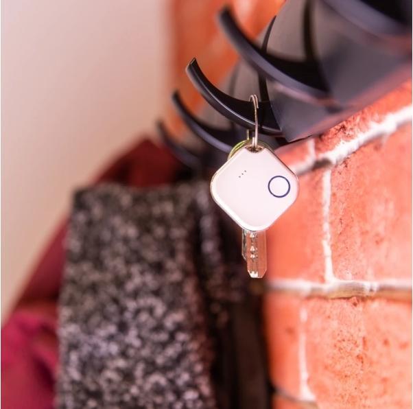 Actual product image Shelly Blu Button 1 White