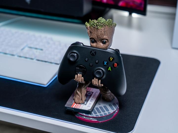 Produktbild Exquisite Gaming Marvel Comics: Smiley Groot - Cable Guy