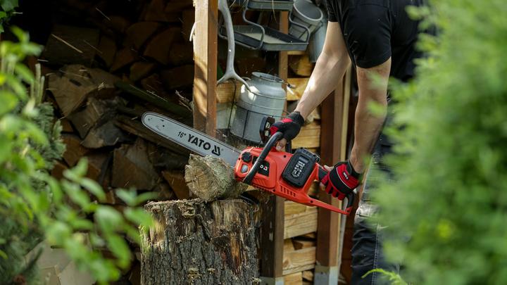 Produktbild Yato YT-828132 (Akku Kettensäge)