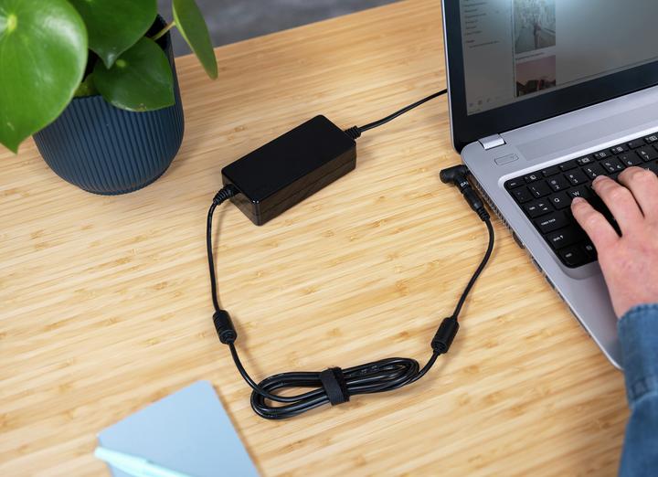 Produktbild Trust Primo 70W-19V Ladegerät (70 W)