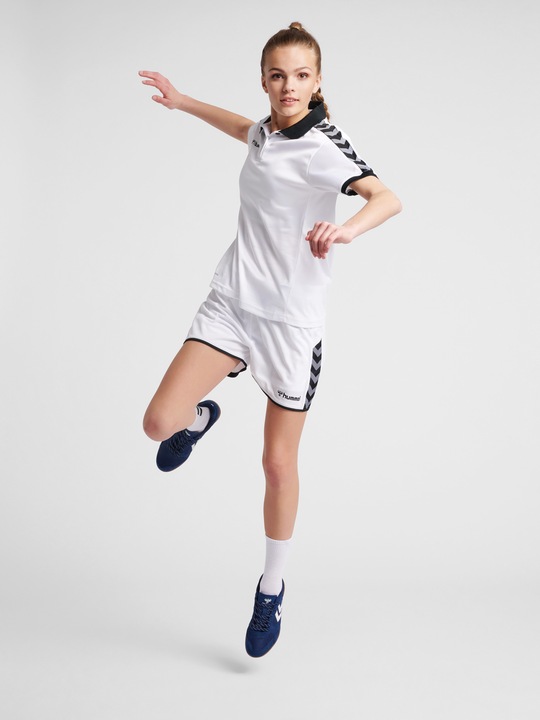Actual product image hummel Authentic Poly Shorts Woman (XS)