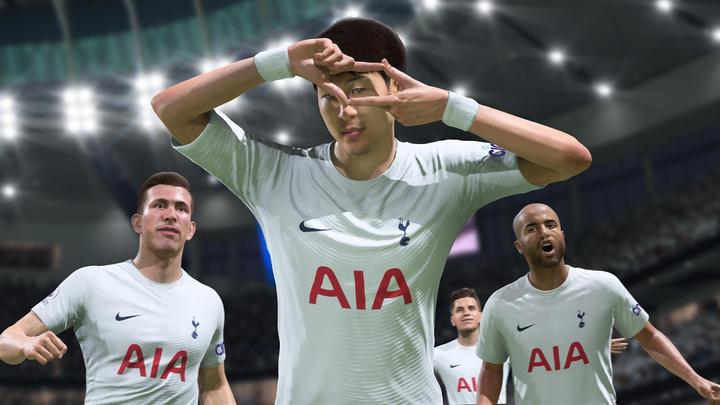 Actual product image Microsoft FIFA 22 Standard Edition (Xbox One X, Xbox Series X, Xbox One S, Xbox Series S)