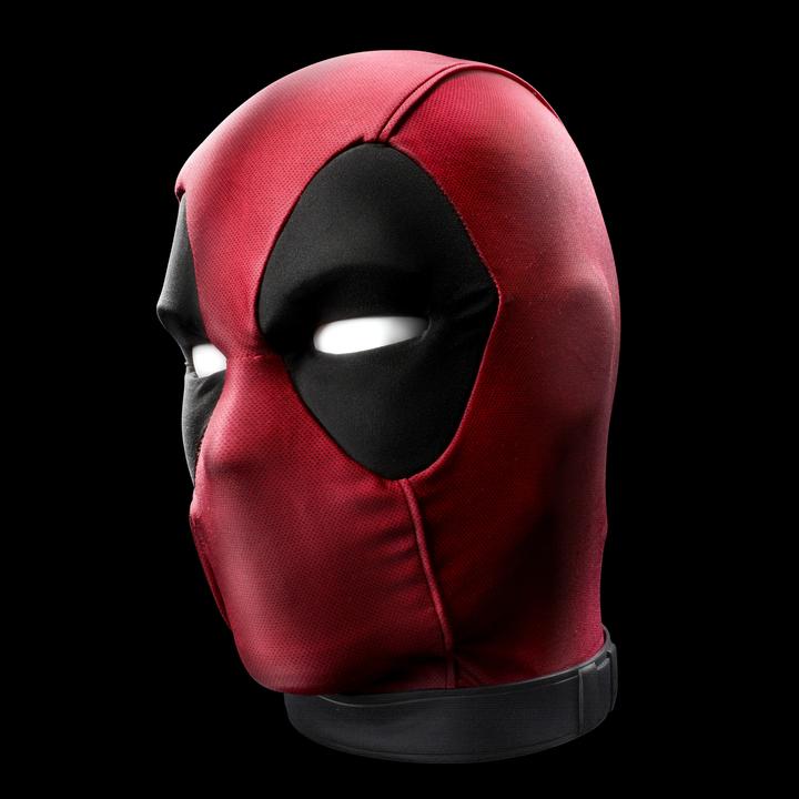 Actual product image Hasbro Deadpools Interactive Premium Head