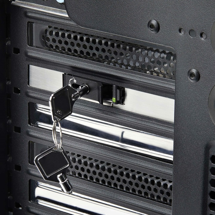 Actual product image StarTech com TR-M2-REMOVABLE-PCIE, Storage drive tray, PCI Express 4.0, M.2, Black, Silver, 64 Gbit/