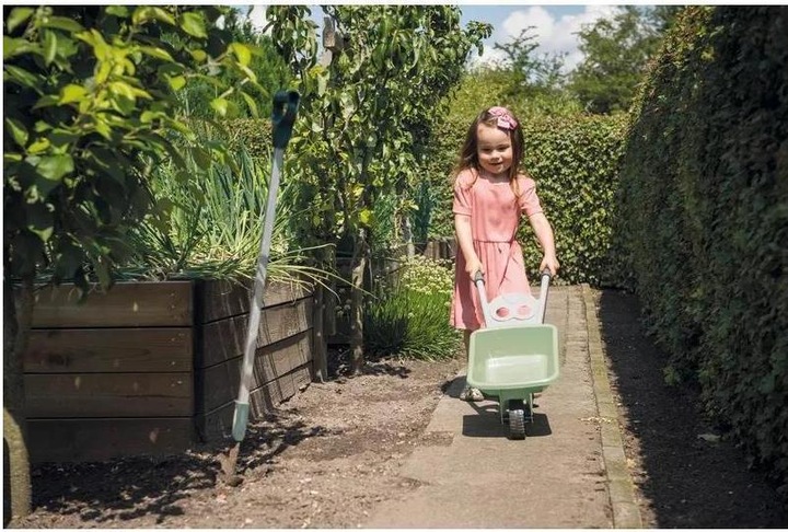 Actual product image dantoy Green Garden - Wheelbarrow Set (4723)
