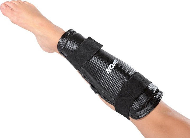 Actual product image Kwon shin guards evolution (XS)