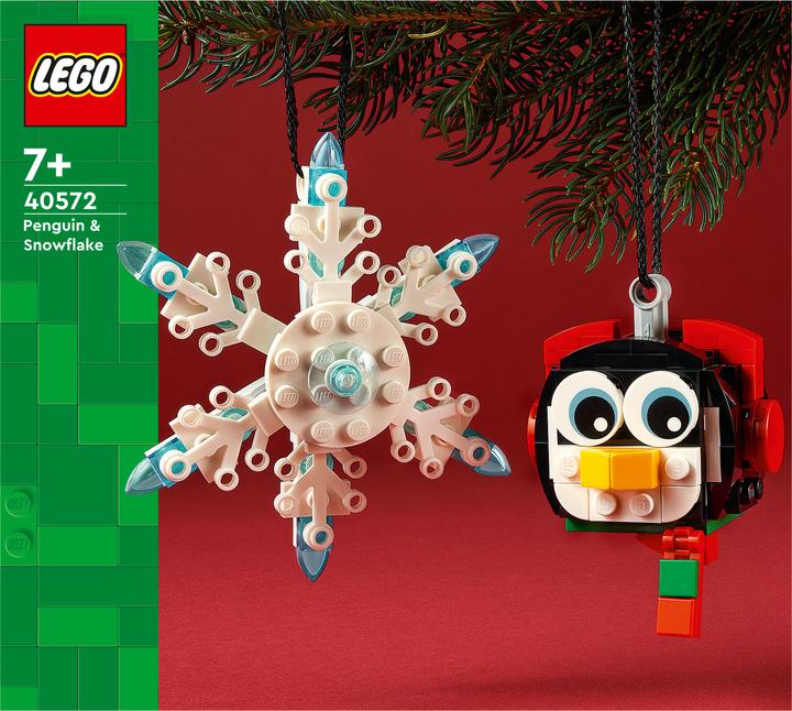 Actual product image LEGO Penguin with snowflake (40572, LEGO DC)