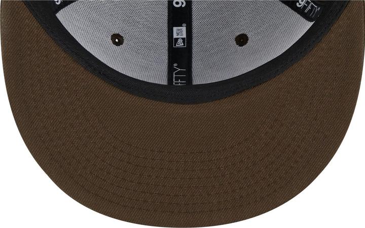 Actual product image New Era 9Fifty Snapback Cap - SIDEPATCH Los Angeles Lakers - (S, M)