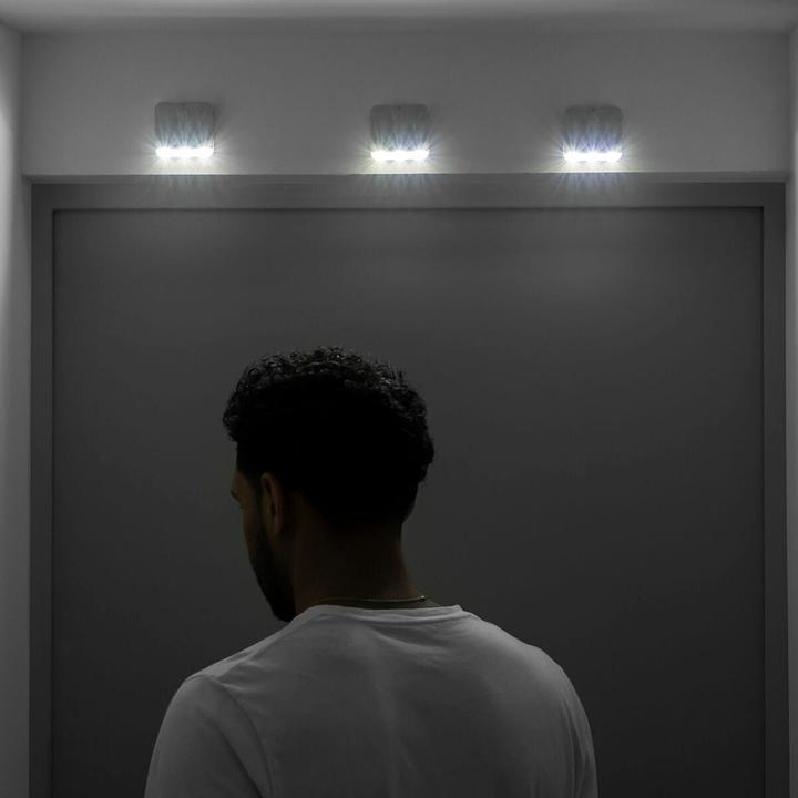 Image du produit InnovaGoods 2x lampes LED sans fil avec capteurs de mouvement