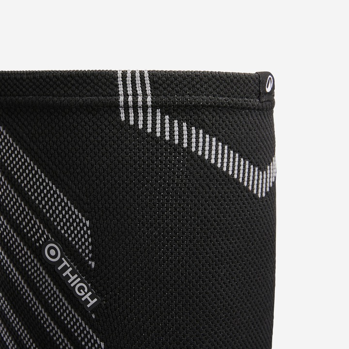 Actual product image Decathlon Right or left thigh support (3)