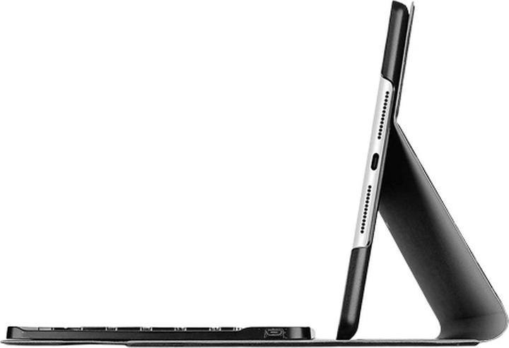 Actual product image Just in Case Premium Apple iPad (2022) Toetsenbord Hoes QWERTY Zwart (Eng. Int.)