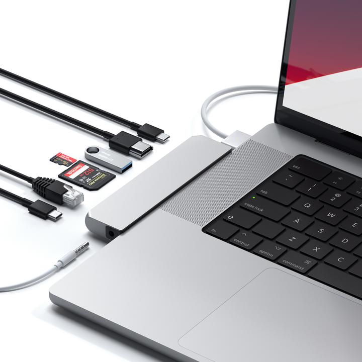 Actual product image Satechi Pro Hub Max (USB-C, 8 ports)